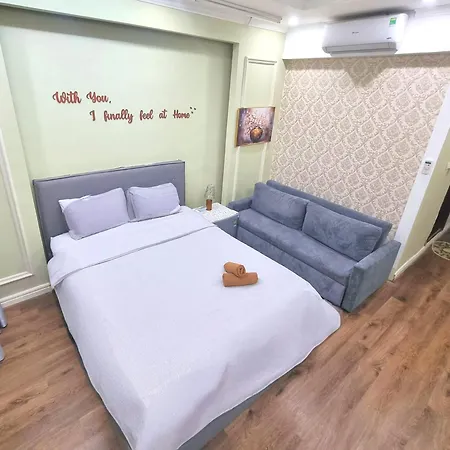 Lushstay Hanoi - Balcony-Bathtub Suite